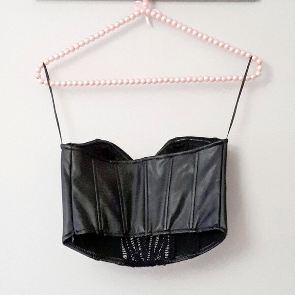 NWOT Zara black faux leather crochet-like detail corset crop top, XS - Picture 9 of 9